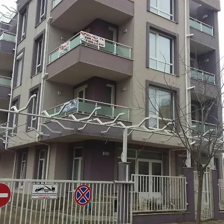 Дом Нептун Lejlighedshotel Primorsko