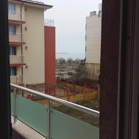 Lejlighedshotel Дом Нептун