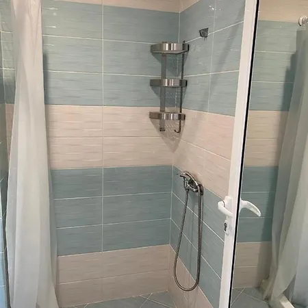 Дом Нептун פרימורסקו